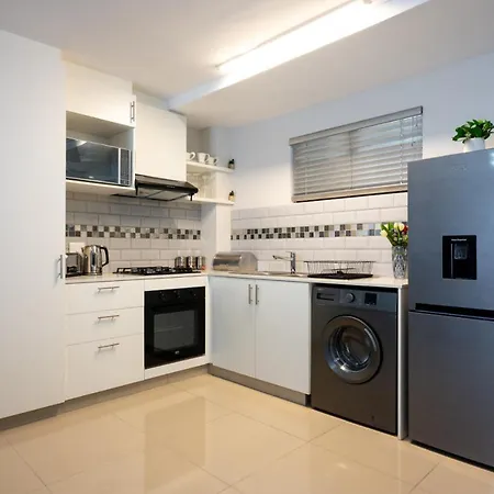 Gorgeous 503 The Millennial With Inverter Durban Exterior foto